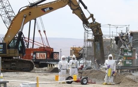 Hanford_PFP_demolition_July_17_(DOE)-460 Hanford_PFP_demolition_July_17_(DOE)-460